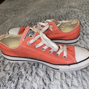 Converse pink women’s size 9